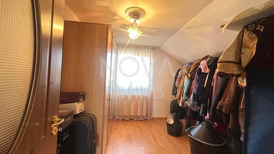 Casa individuala 5 camere, teren 845 mp - Daia - Poză 14