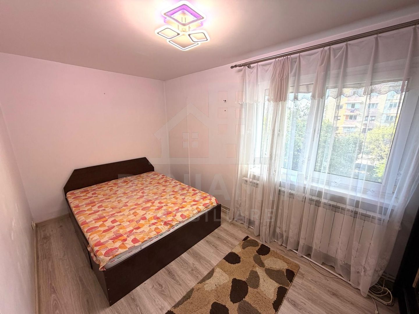 3 camere cu centrala - Craiovita Noua - zona Fortuna- etaj 2 -45mp - Poză 3