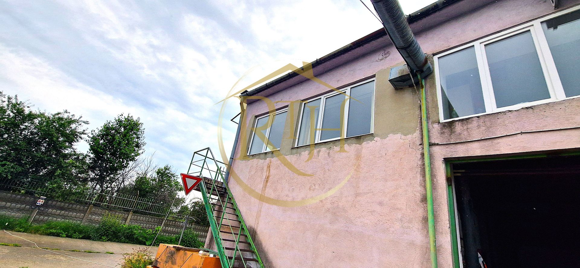 Cladiri si teren de închiriat zona industriala pentru orice tip de activitate. - Poză 7