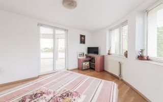 Vilă cu 1.350 mp teren în mijlocul orașului Grădina Botanică - Poză 15