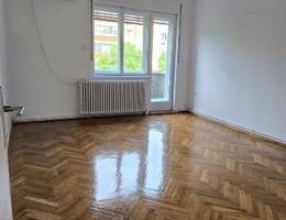 Apartament 3 camere Iosefin cu 2 garaje - Poză 1