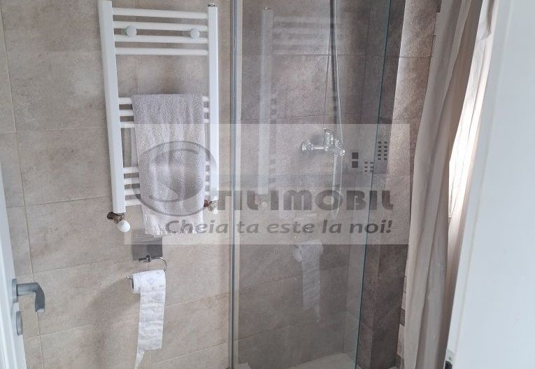 Casa/Vila de închiriat- 750 euro - Poză 7