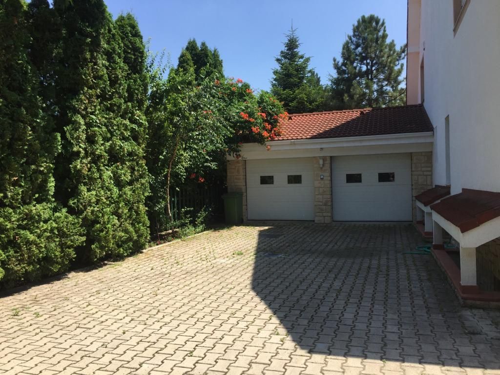 Vila spatioasa de inchiriat | gradina generoasa si piscina |Pipera - Poză 16