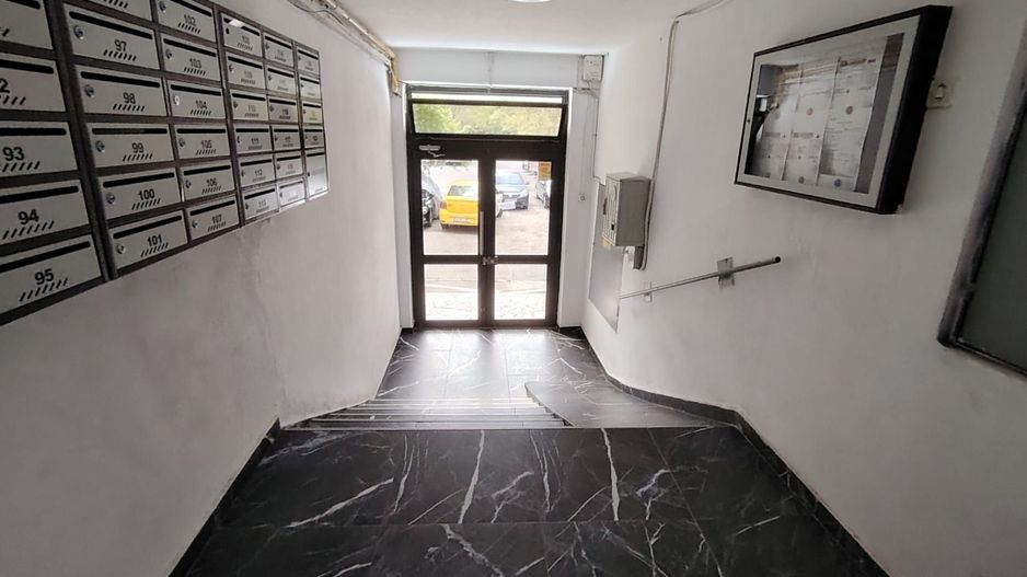 Apartament 4 camere-Metrou Brancoveanu - Poză 3