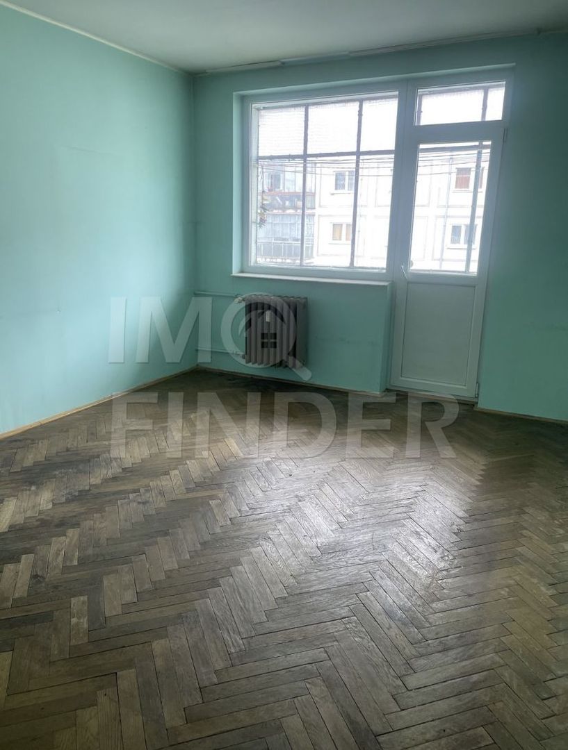 Vanzare 3 camere, decomandate, Grigorescu, zona Liceul O Ghibu - Poză 1