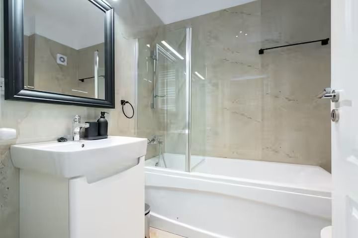 GARSONIERA - CENTRAL ADRESS RESIDENCE, BUCATARIE INCHISA, BLOC NOU - Poză 9