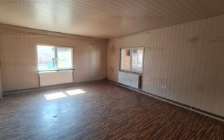 Proprietate in Cristian cu trei constructii+o fundatie,450000euro - Poză 20