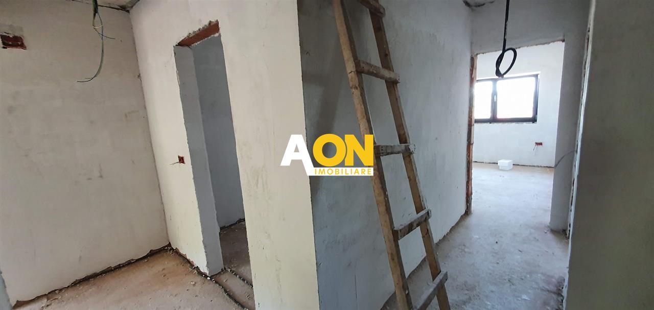 Casa semifinisata 4 camere garaj 650 mp teren, langa padure, Micesti - Poză 7