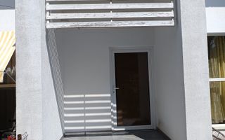 CASA SPATIOASA CU 4 CAMERE CARTIER GRADISTE - Poză 4