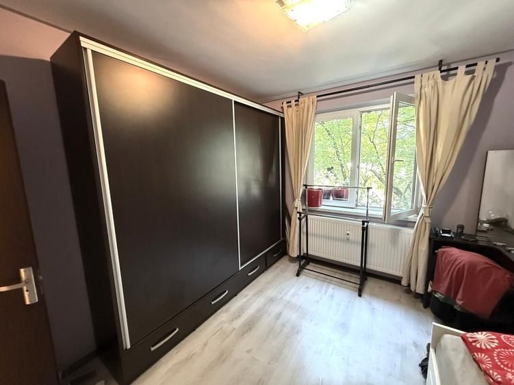 Apartamente cu 3 camere de închiriat , Militari-Uverturii - Poză 7