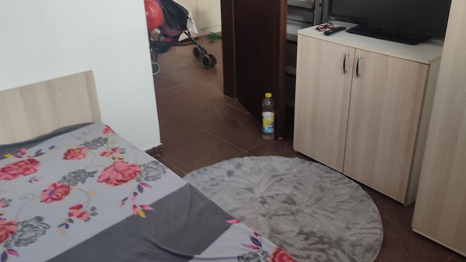 Închiriez apartament 2 camere ,Str Tineretului - Poză 5