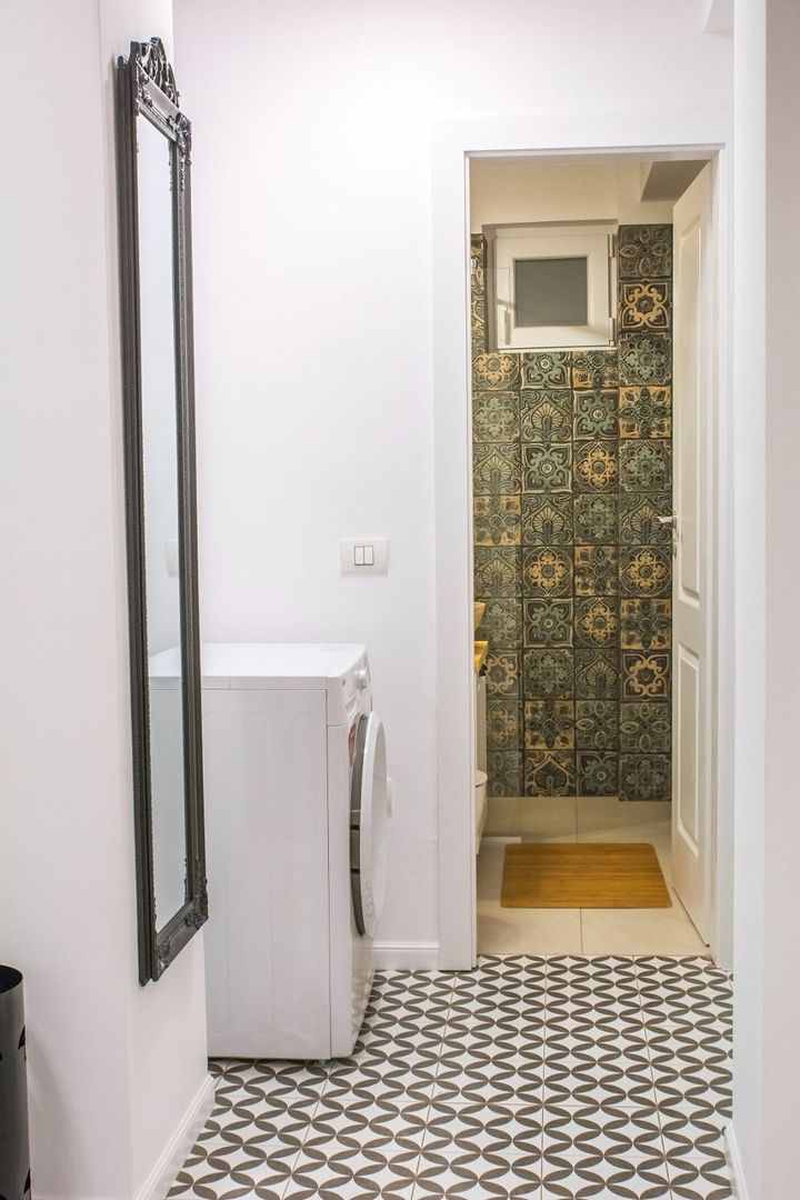 APARTAMENT  CU 3 CAMERE  CU VEDERE SPRE PIATA SF.GHEORGHE - Poză 10