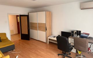 Inchiriez apartament cu 3 camere - Poză 9