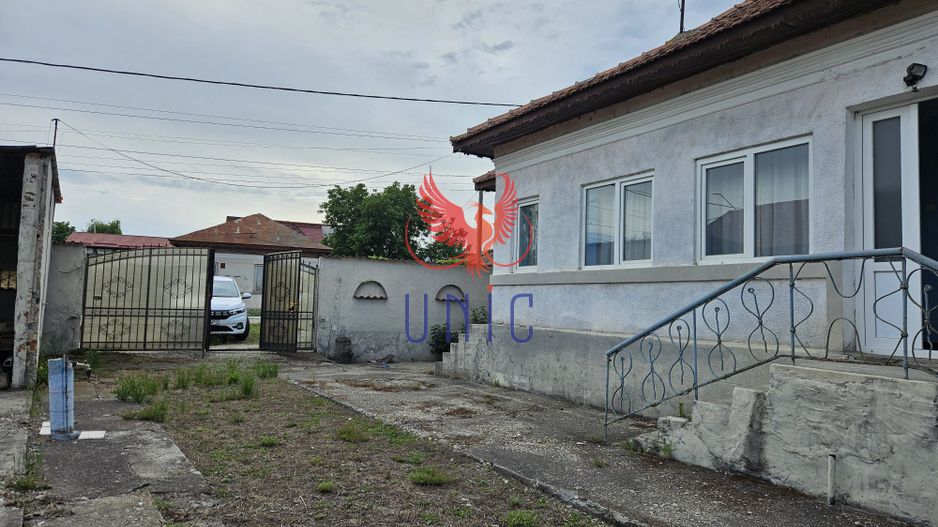 Casa de vanzare – Ocazie unica pentru investitie Malu Mare - Poză 14