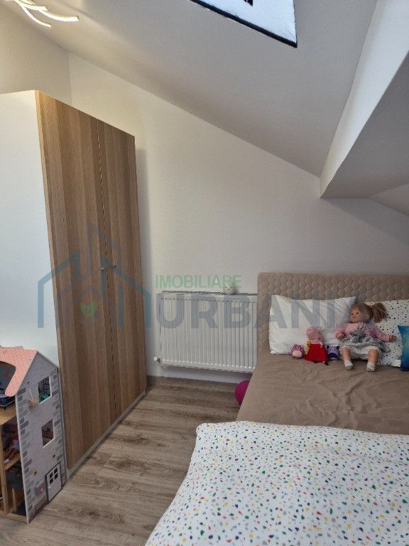 Apartament cu 4 camere de vânzare în Valea Lupului - Poză 5