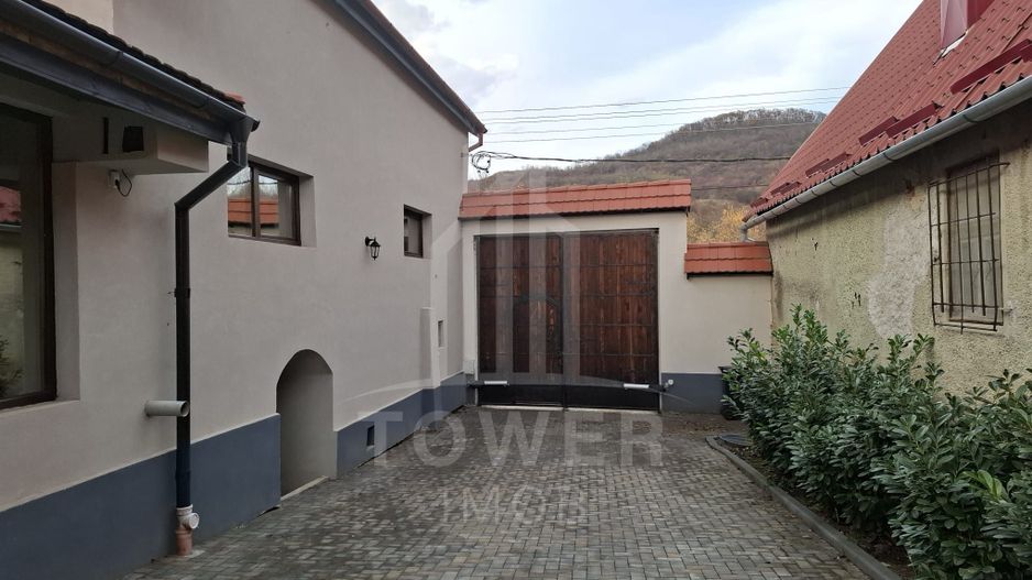 Casă complet renovată de vânzare în Amnaș – la doar 25 km de Sibiu! - Poză 6