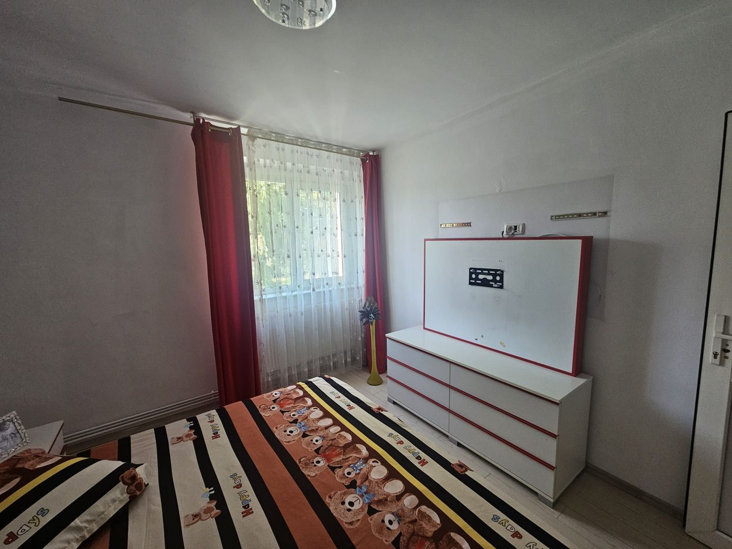 2 camere, etaj 1, stradal, vis-a-vis de Spitalul Militar - Poză 8