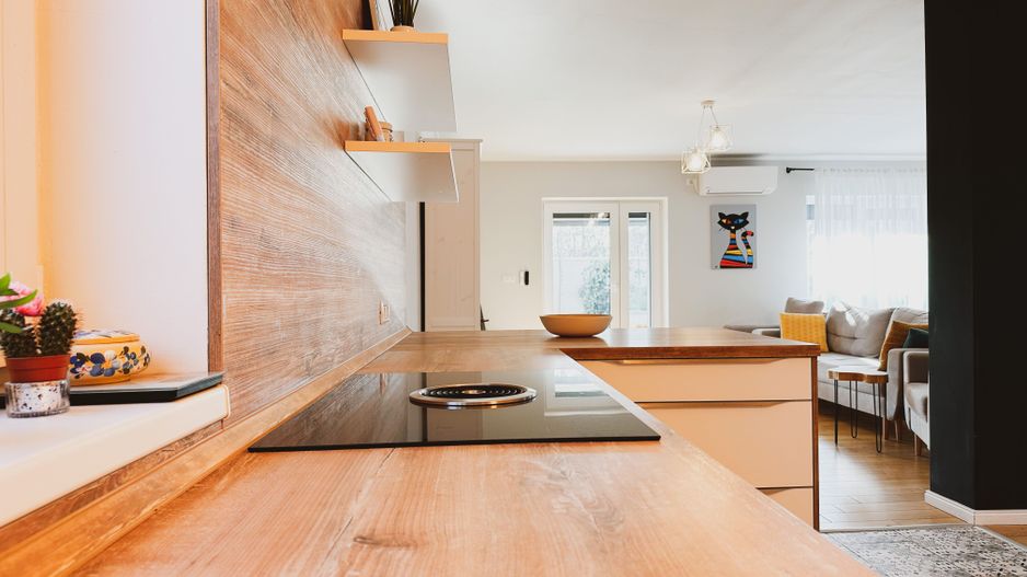 VANDUTA- Casuta din oras - de vanzare - 4 camere - NORD - Poză 1