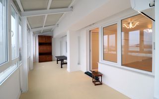 Spatios, cu terasa inchisa, vedere panoramica, bloc fara risc - Poză 3