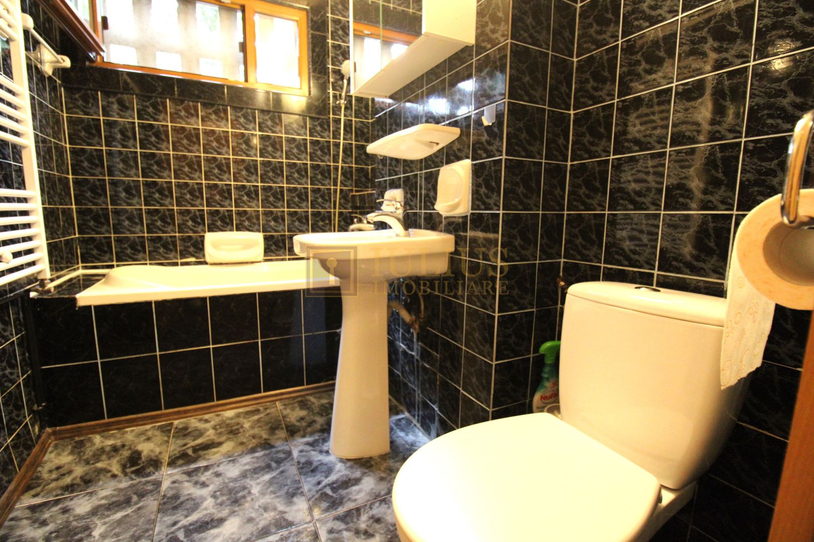 Apartament in zona Circumvalatiunii, Gheorghe Lazar - Poză 13
