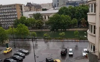 Închiriere 2 Camere Ultracentral, Vedere Dambovita, Renovat - Poză 16