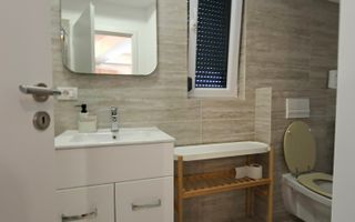 Apartament cu 2 camere si loc de parcare subteran - Poză 7