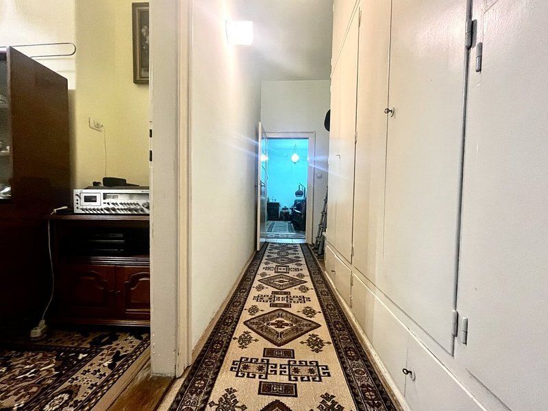 Apartament patrimoniu, 130 mp, cu garaj, et 1, in Piața Victoriei- Primărie - Poză 10