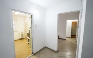 Spatiu parter, 56 mp, ideal cabinet medical, birouri sau servicii – Sarari - Poză 13