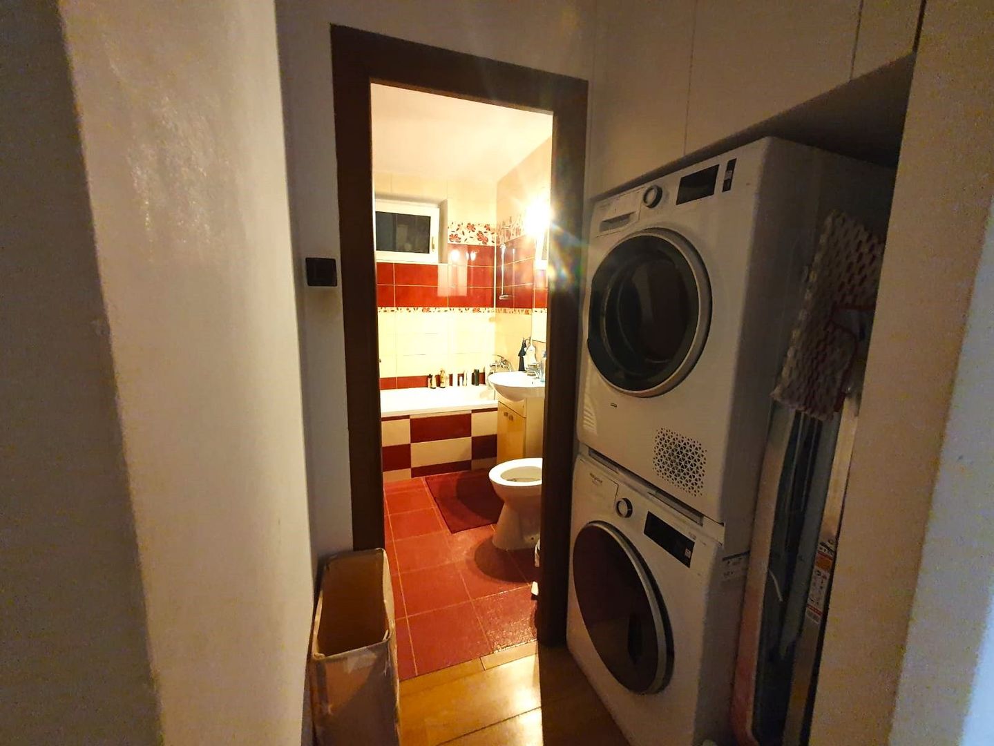 Central, 4 camere, etaj 1, mobilat si utilat - Poză 14