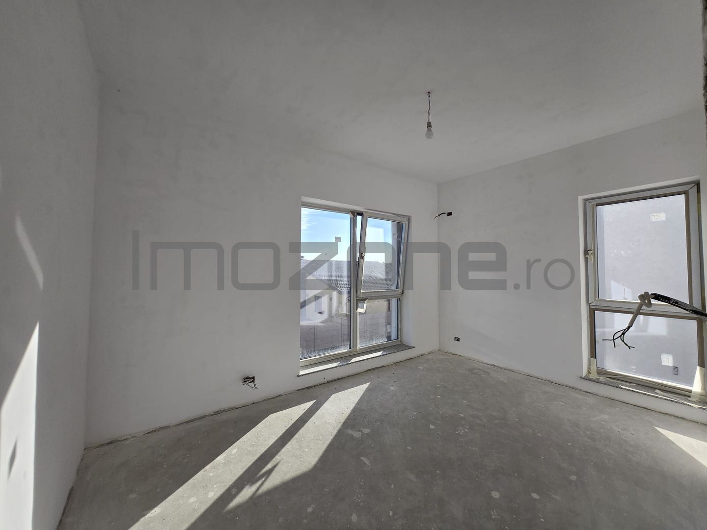 VILA OTOPENI - ZONA FERME| 4 CAMERE | 2 PARCARI | FINISATA LA ALB | COMISION 0%| - Poză 4