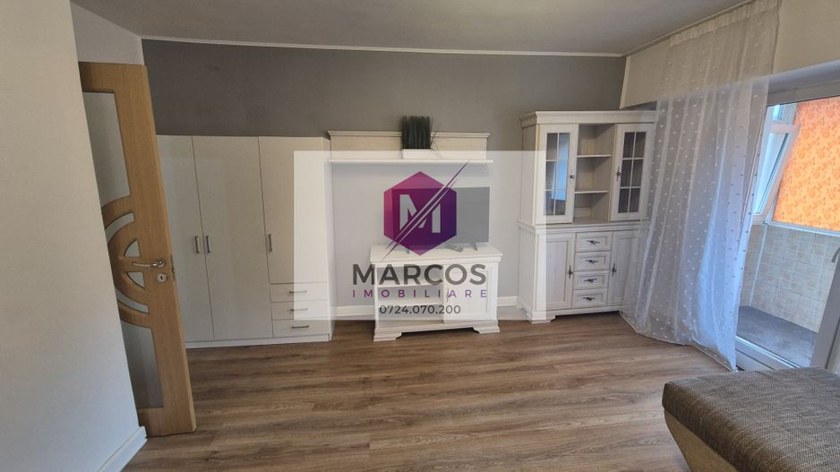 Inchiriez apartament 2 camere zona centrala - Poză 2