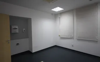 Cladire de birouri, SAD, parcare prorpie, clinica medicala - Poză 17