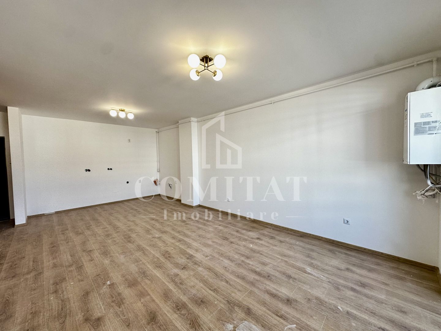 Apartament la etaj intermediar | Finisat | Eroilor - Poză 5