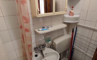 garsoniera | etaj intermediar | mobilat si utilat | zona excelenta | - Poză 7