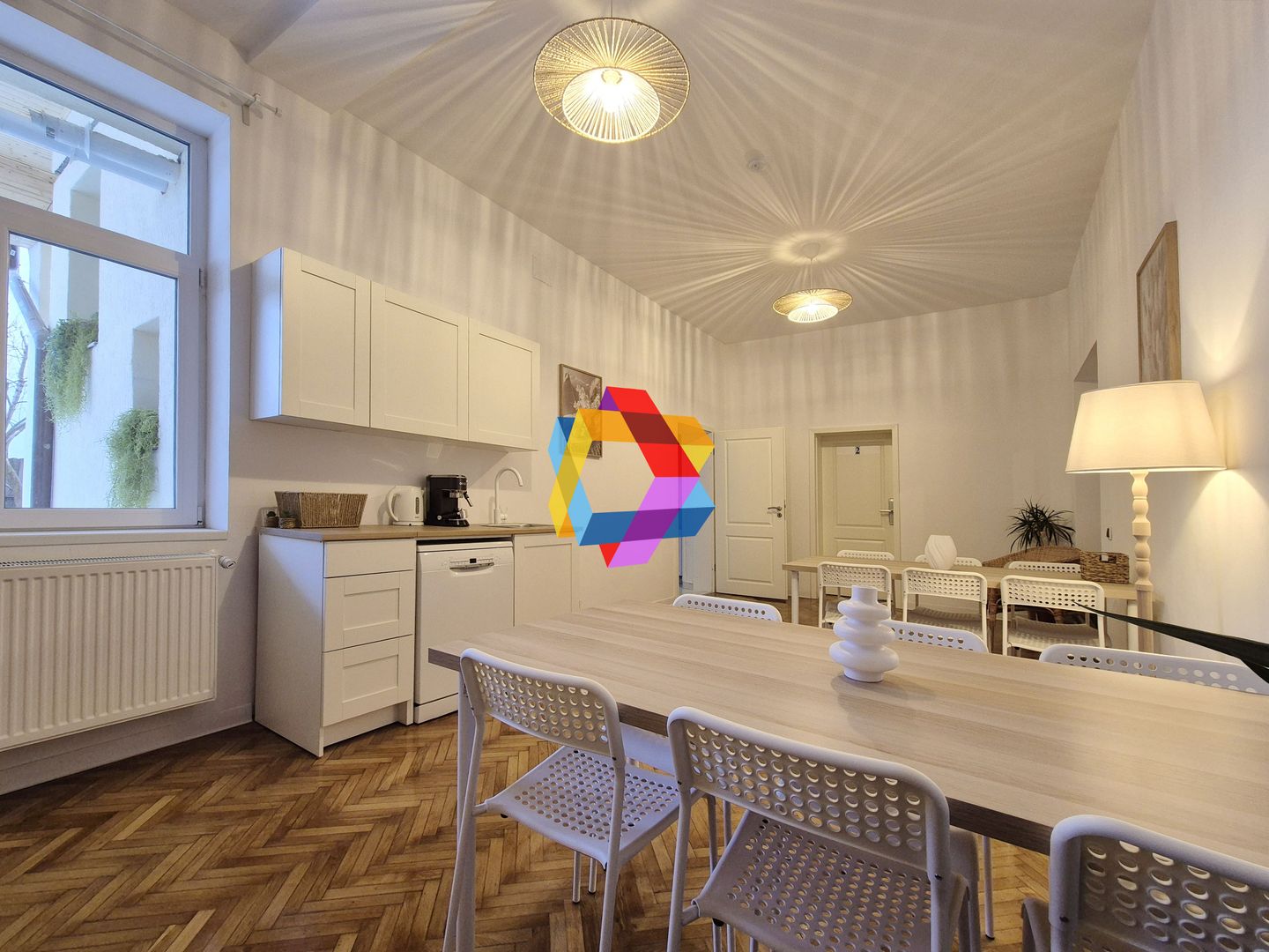 Casa de închiriat pentru regim hotelier sau Birouri -225 mp - Poză 7