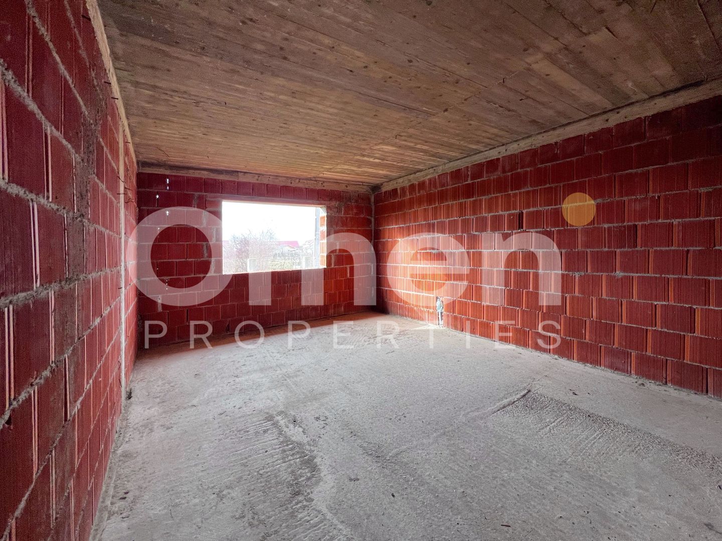 Casa P+M la rosu | 204 mp | 5 ari teren | compartimentare excelenta | Satulung. - Poză 5