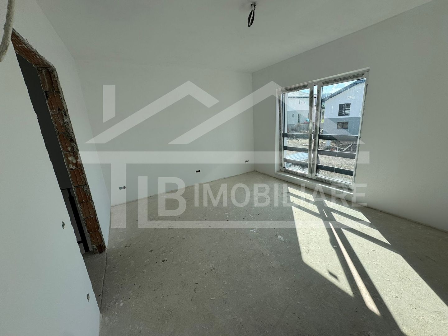 Casa cu 3 camere, 82mp, parcare, Zona Livezeni - Poză 9