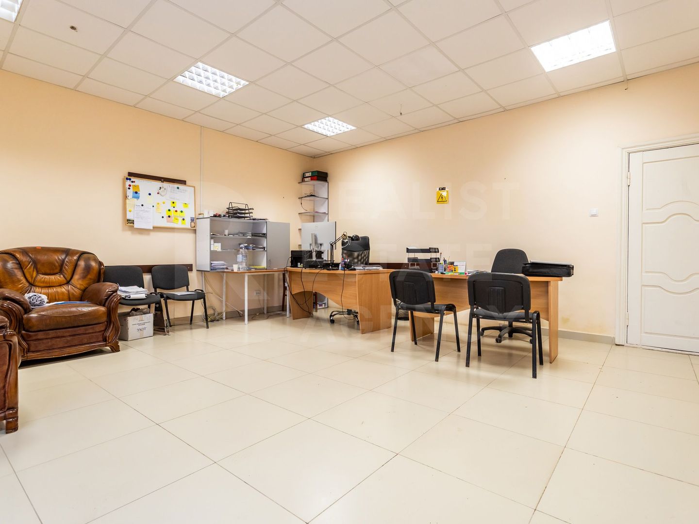 Vânzare spațiu comercial, 356 mp, strada Ștefan cel Mare, satul Mireni - Poză 19