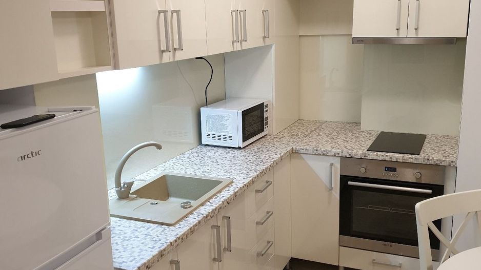 BRASADAS Inchiriaza Ap 2 camere, zona unirii - Poză 6