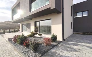 Casa Sibiu, Selimbar teren 790 mp, garaj, terase - Poză 1