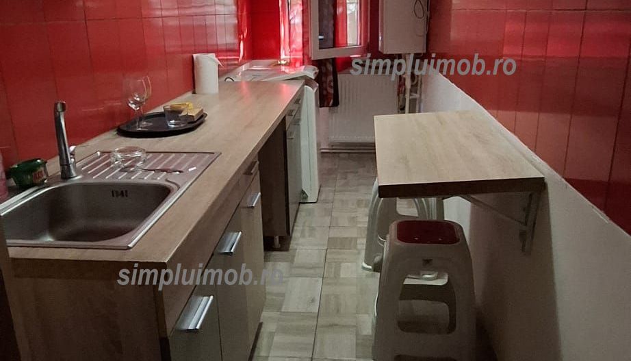 VANDUT! Garsoniera Moderna cu Centrala Proprie - Poză 3