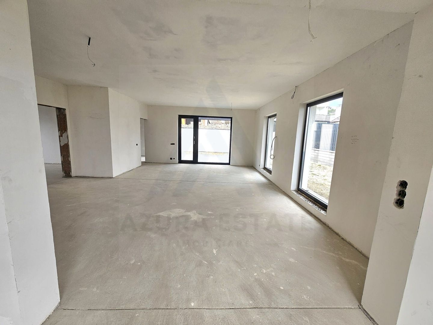 Casa individuala pe un singur nivel 123 mp teren 390 mp in Sura Mare - Poză 8