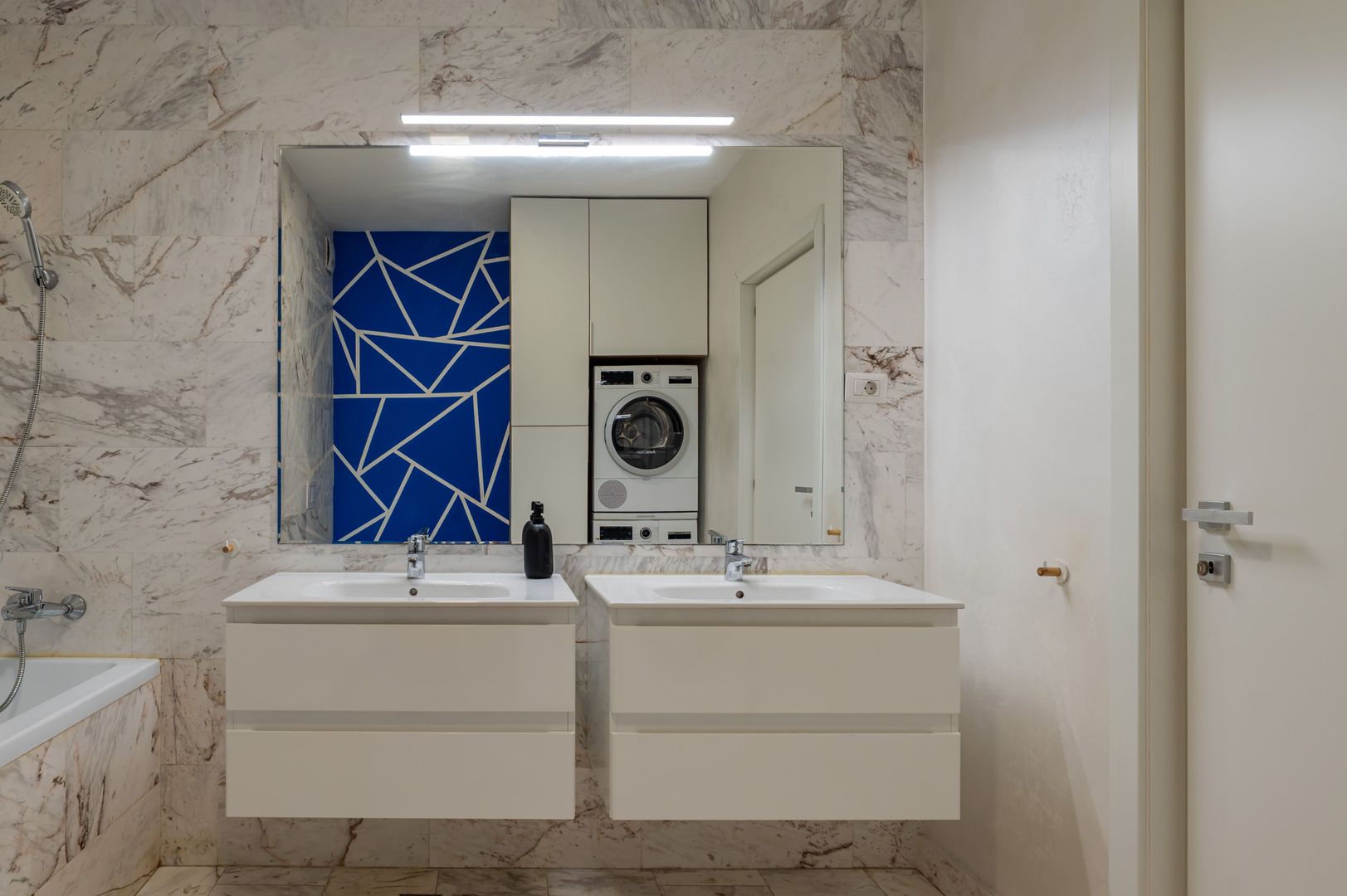 NOU! Liceul Ovidius – Blue Bike Garden | 3 camere cu senzație de casă - Poză 15