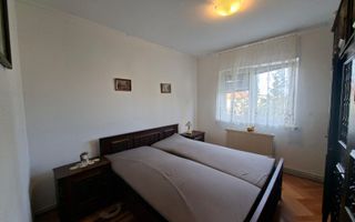 Apartament 3 camere 70 mp Parcul Sub Arini - Poză 5