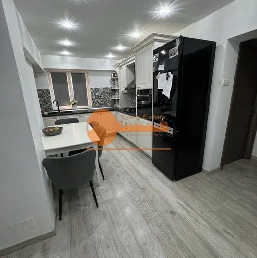 3 camere-Sebastian-2001-loc de parcare inclus - Poză 3