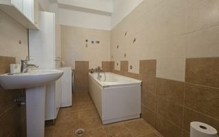 DE VANZARE 2 CAMERE PRELUNGIREA GHENC EA | PARCARE  | CARTIERUL LATIN - Poză 7