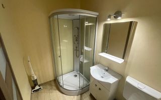 Garsonieră de închiriat | Etaj intermediar | Balcon | Bloc nou - Poză 7