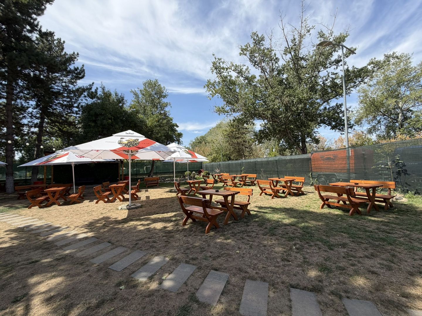 Afacere la cheie pe Strandul Neptun: restaurant, terasa, sala de evenimente - Poză 4