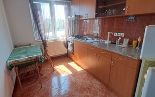 2 cam decomandat Calea Aradului , 500 m de Iulius Town - Poză 1