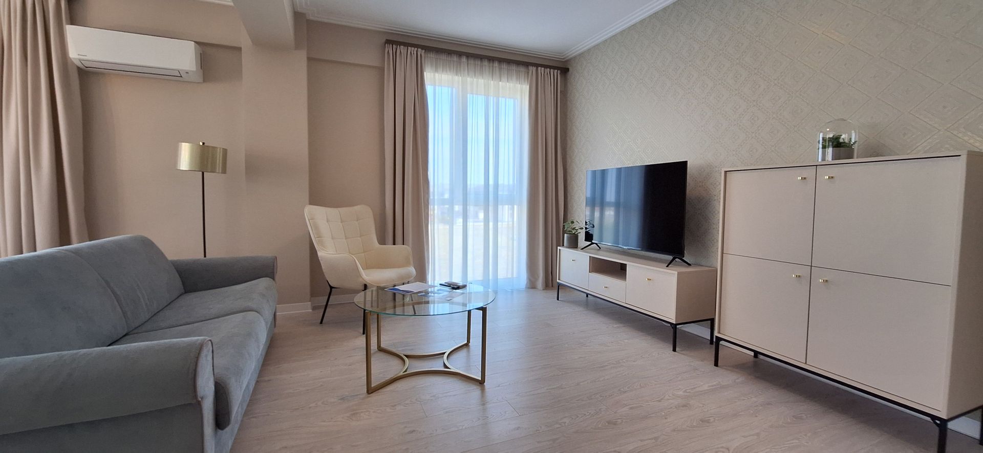 Apartament mobilat si utilat cu 2 locuri de parcare - Poză 4